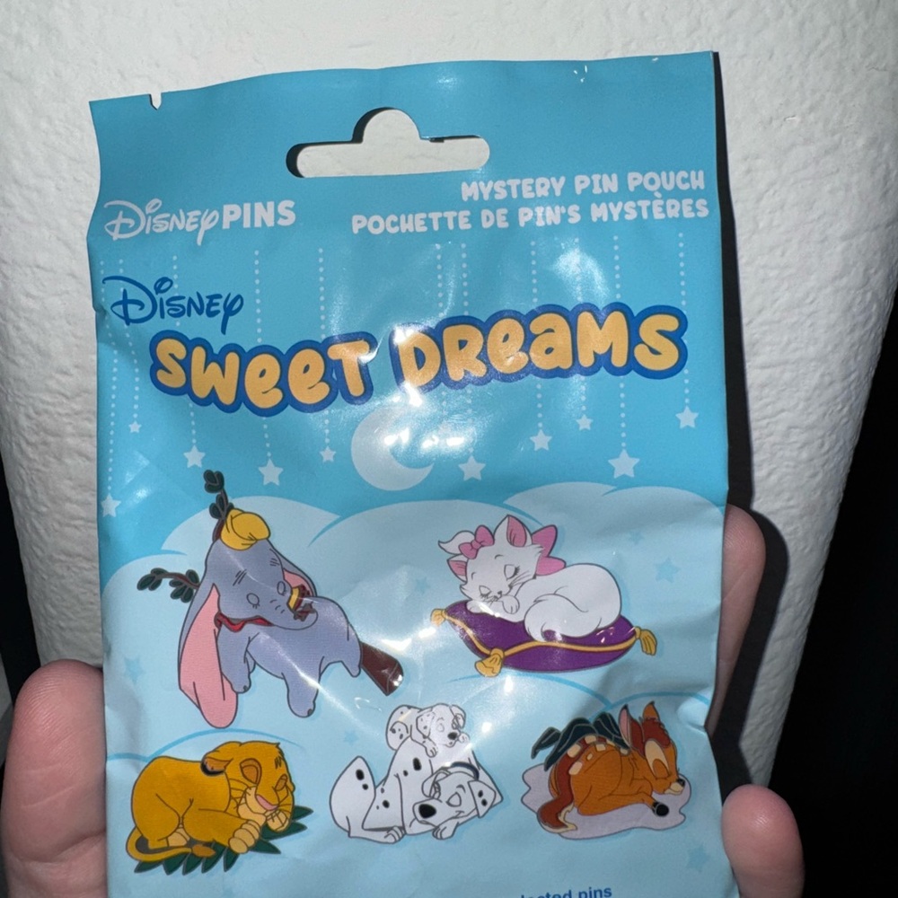 COPY - Disney Sweet Dreams Mystery Pin Pouch - Blue and Yellow